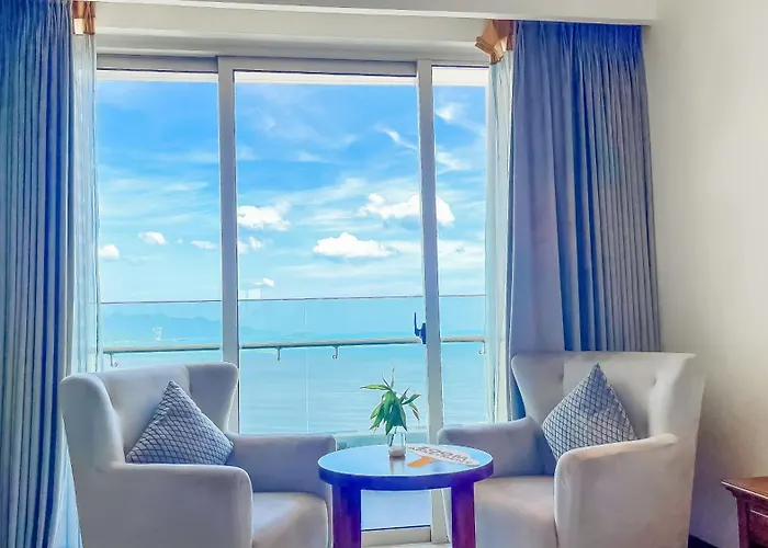 Deluxe Two-Bedroom Apartment